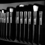 INFINITE CHROMA BRUSH SET-w